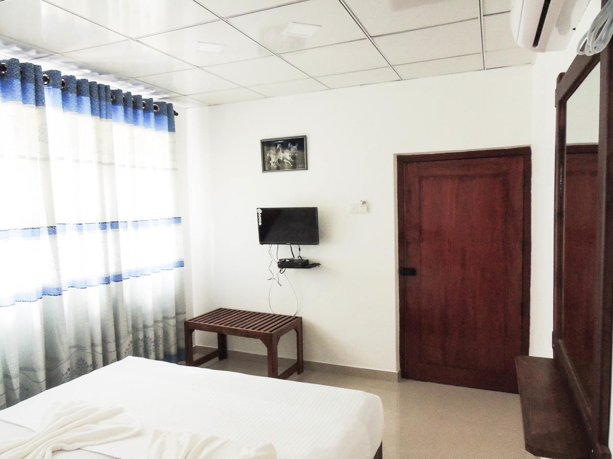 Shaa Lodge Tissamaharama Bagian luar foto