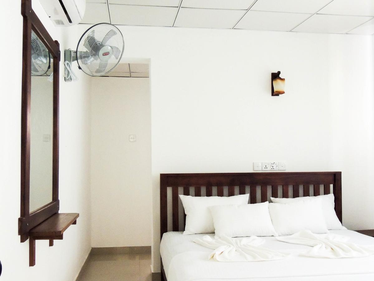 Shaa Lodge Tissamaharama Bagian luar foto
