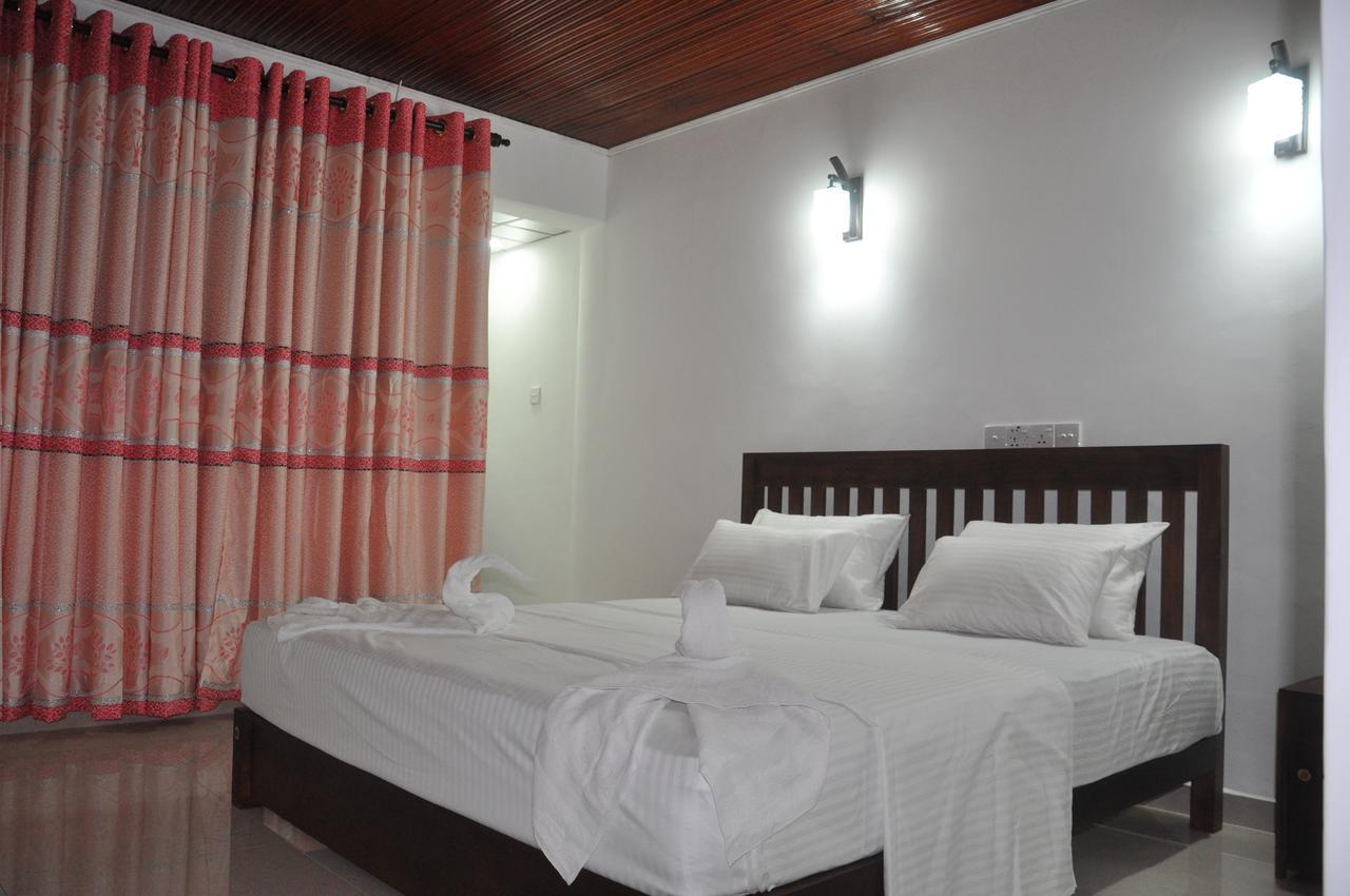 Shaa Lodge Tissamaharama Bagian luar foto
